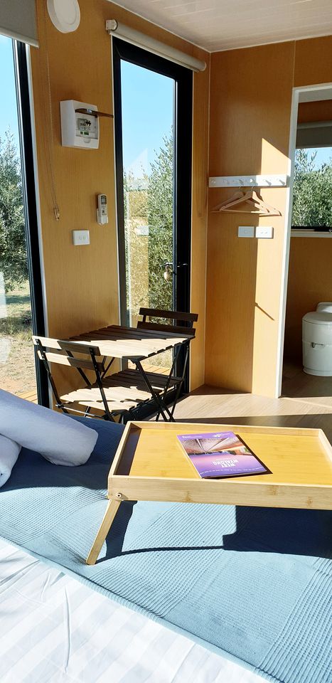 Serene Tiny House with Amazing Countryside Landscapes in New South Wales