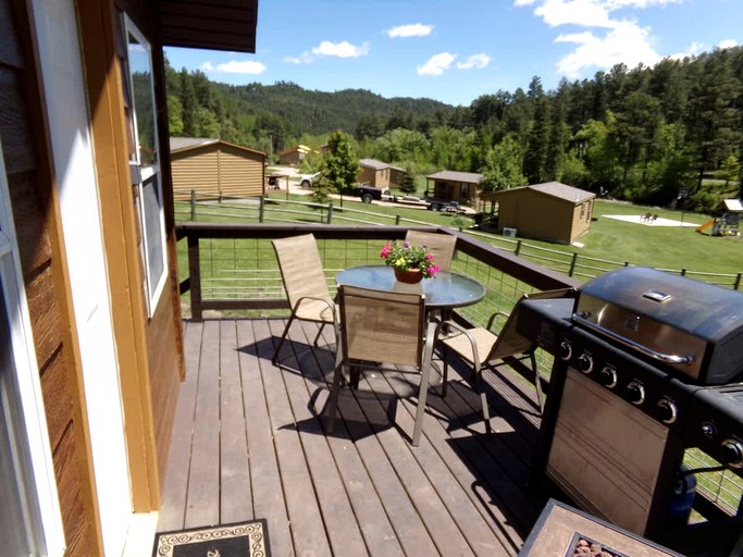 Cabins (United States of America, Keystone, South Dakota)