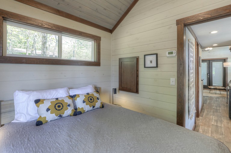 Cabins (United States of America, Tracy City, Tennessee)