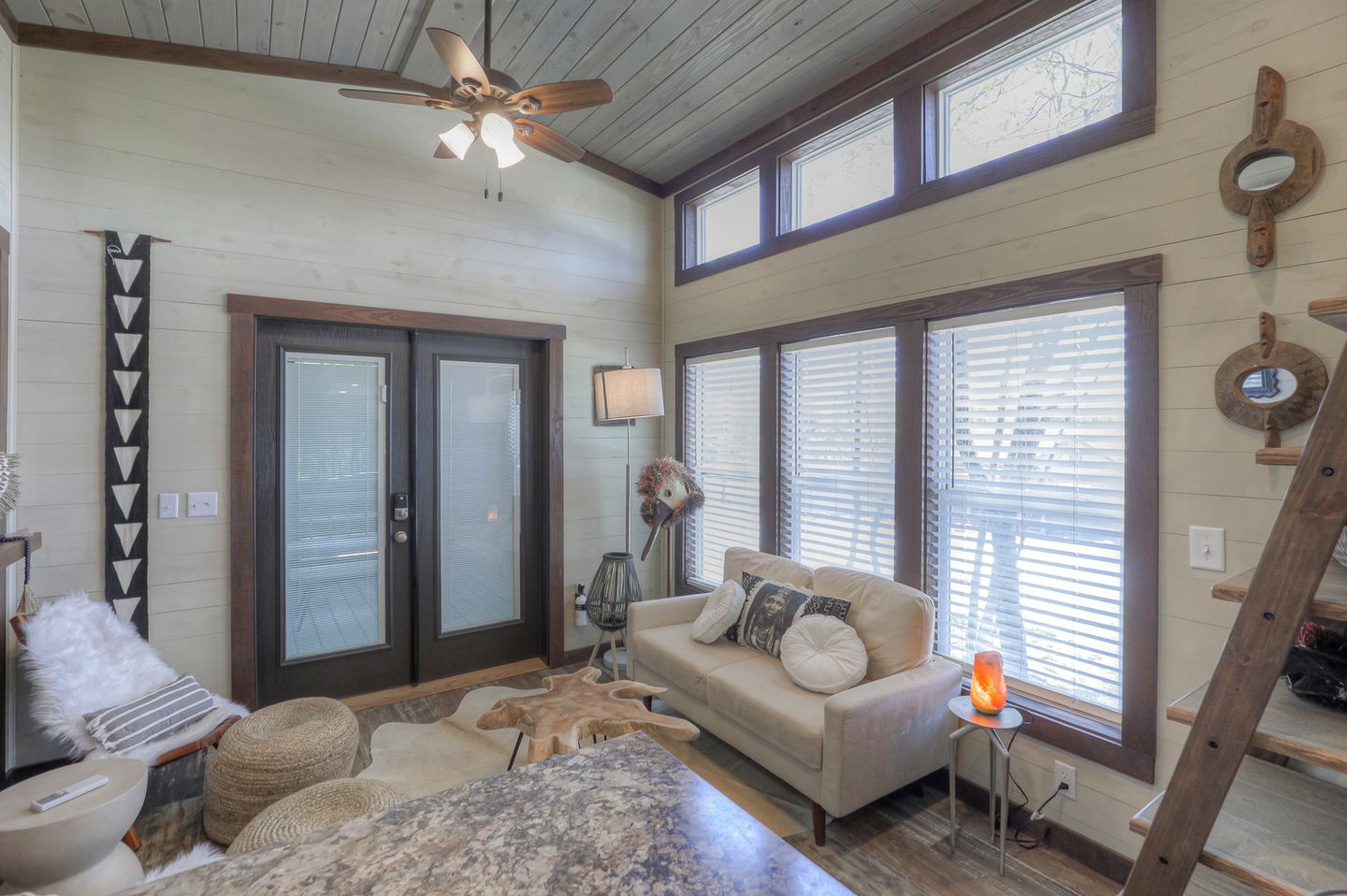 Gorgeous Cabin Surrounded by Trees in Tracy City, Tennessee
