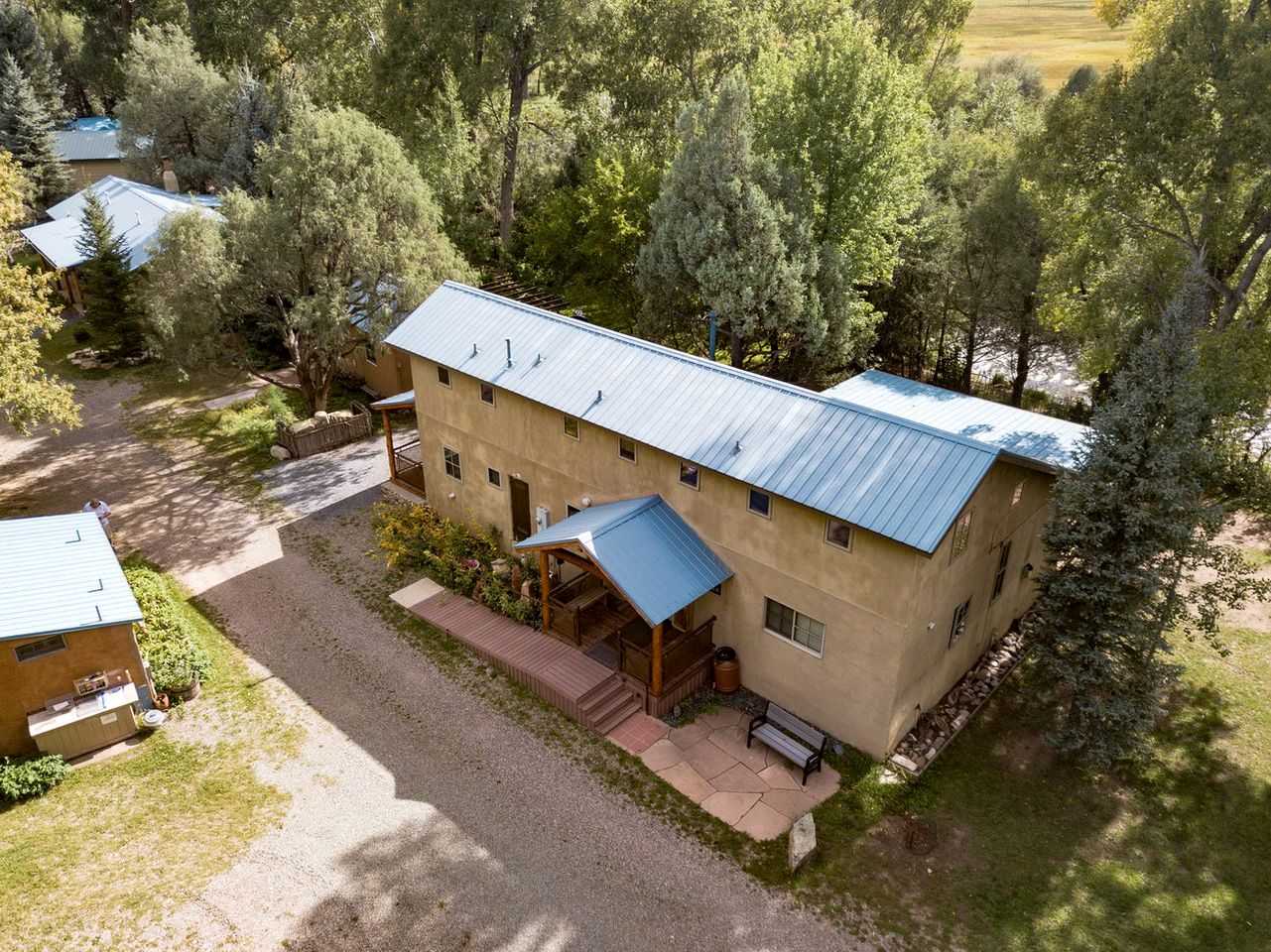 New Mexico Glamping Paradise: Riverfront Rental for the Ultimate Retreat