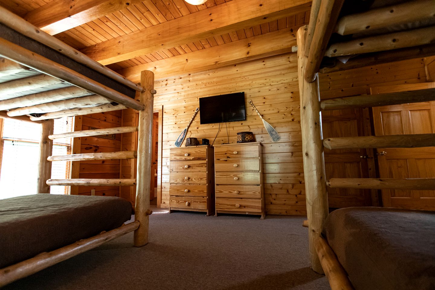 Spacious Great Smoky Mountains Cabin Rental on one of the Best Tennessee Family Resorts