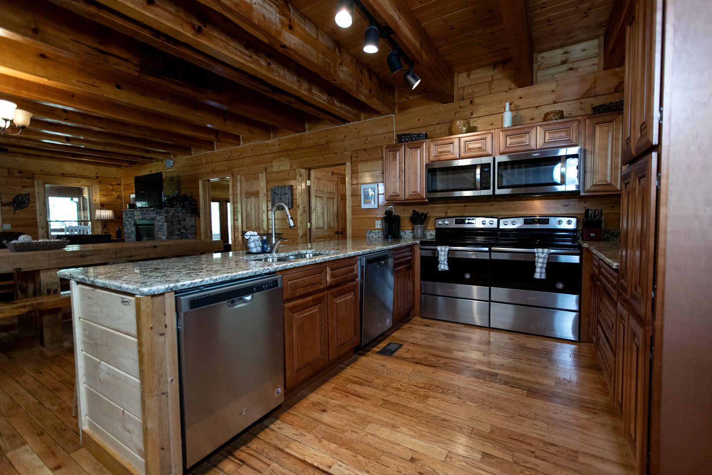 Spacious Great Smoky Mountains Cabin Rental on one of the Best Tennessee Family Resorts