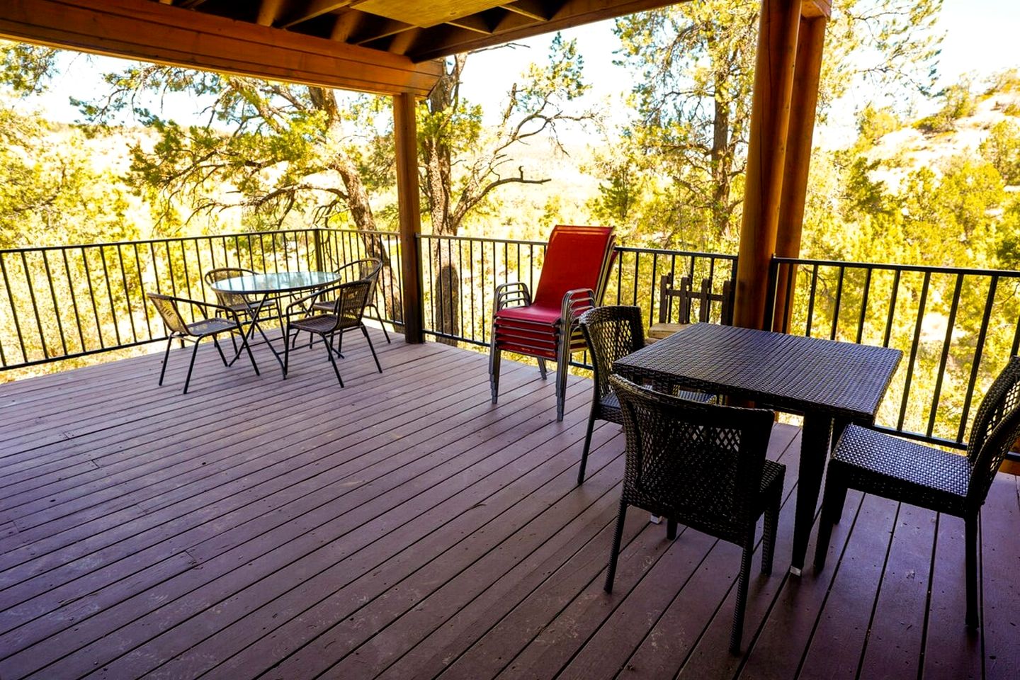 Enormous Cabin with Game Room Perfect for Large Groups in Orderville, Utah
