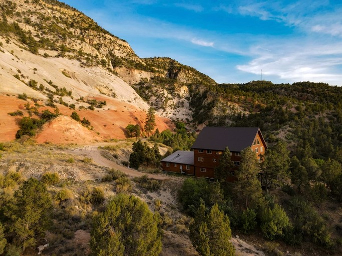 Cabins (United States of America, Orderville, Utah)