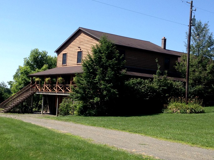 Nature Lodges (Benton, Pennsylvania, United States)