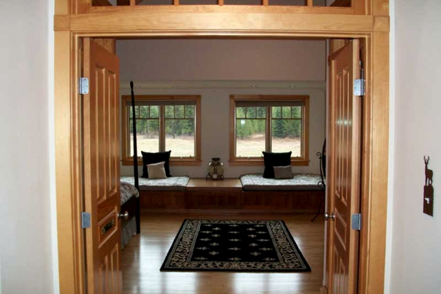 Gorgeous Suite Getaway with Amazing Views near the Cabinet Mountains in Montana