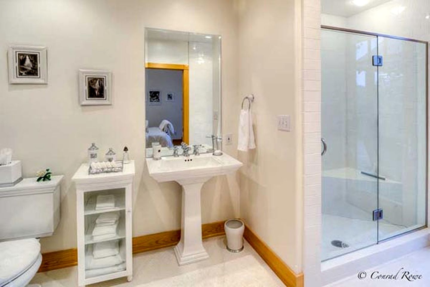 Luxury Cabin Rental with a Theater Room and Mountain Views in Trout Creek, Montana