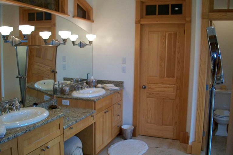 Nature Lodges (Trout Creek, Montana, United States)