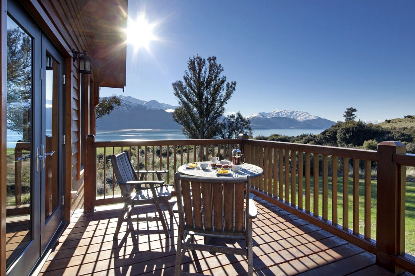 High Mountain Lodge Rental for 10 Guests near Queenstown, New Zealand