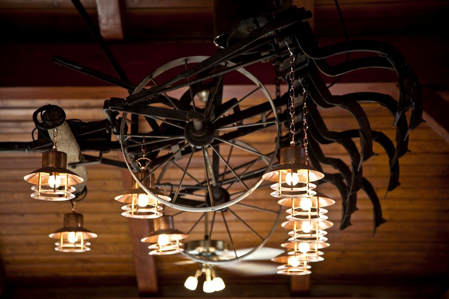 High Mountain Lodge Rental for 10 Guests near Queenstown, New Zealand