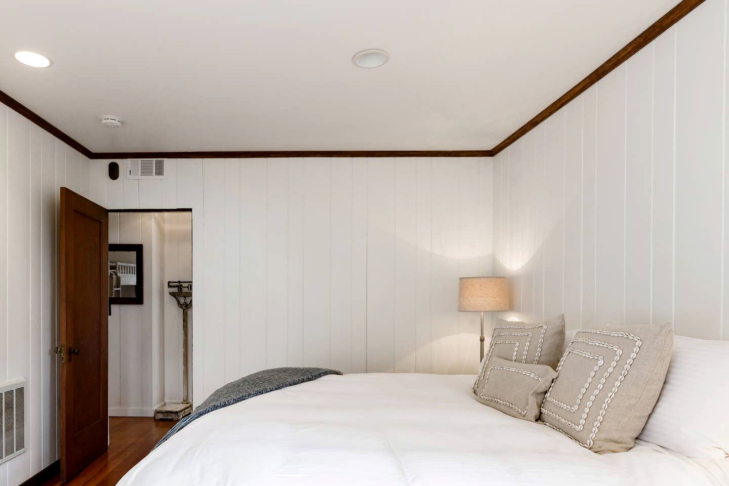 Amazing Villa Close to Stunning Hiking Trails in Stinson Beach, California