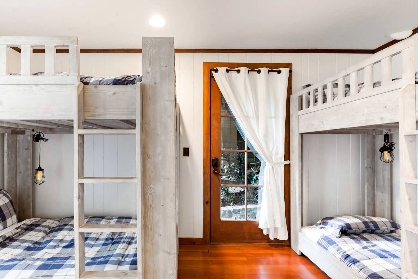 Amazing Villa Close to Stunning Hiking Trails in Stinson Beach, California