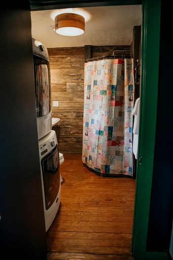 Cabins (United States of America, Tracy City, Tennessee)