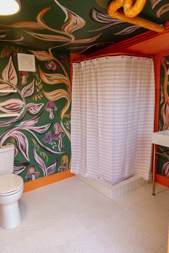 Cabins (United States of America, Tracy City, Tennessee)