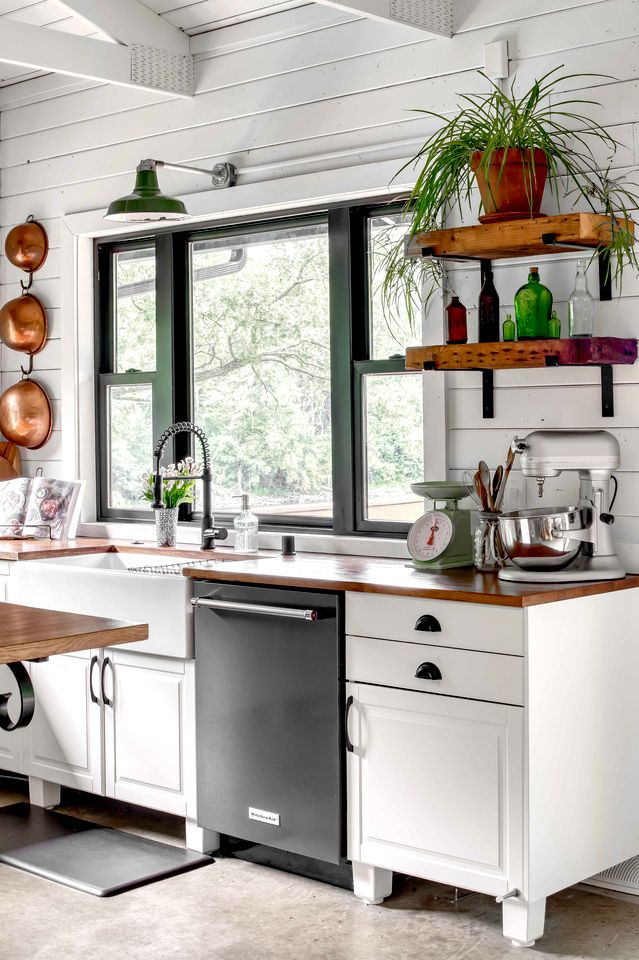 Spacious Restored Girl Scout Lodge with Modern Interior, the Perfect Base for a Family Adventure in Troy, Wisconsin