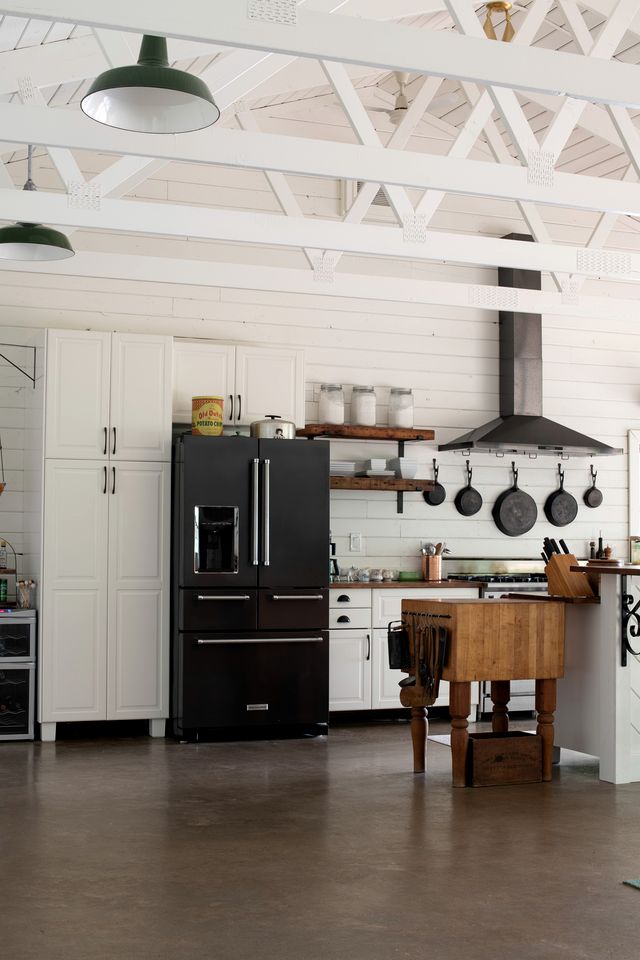 Spacious Restored Girl Scout Lodge with Modern Interior, the Perfect Base for a Family Adventure in Troy, Wisconsin