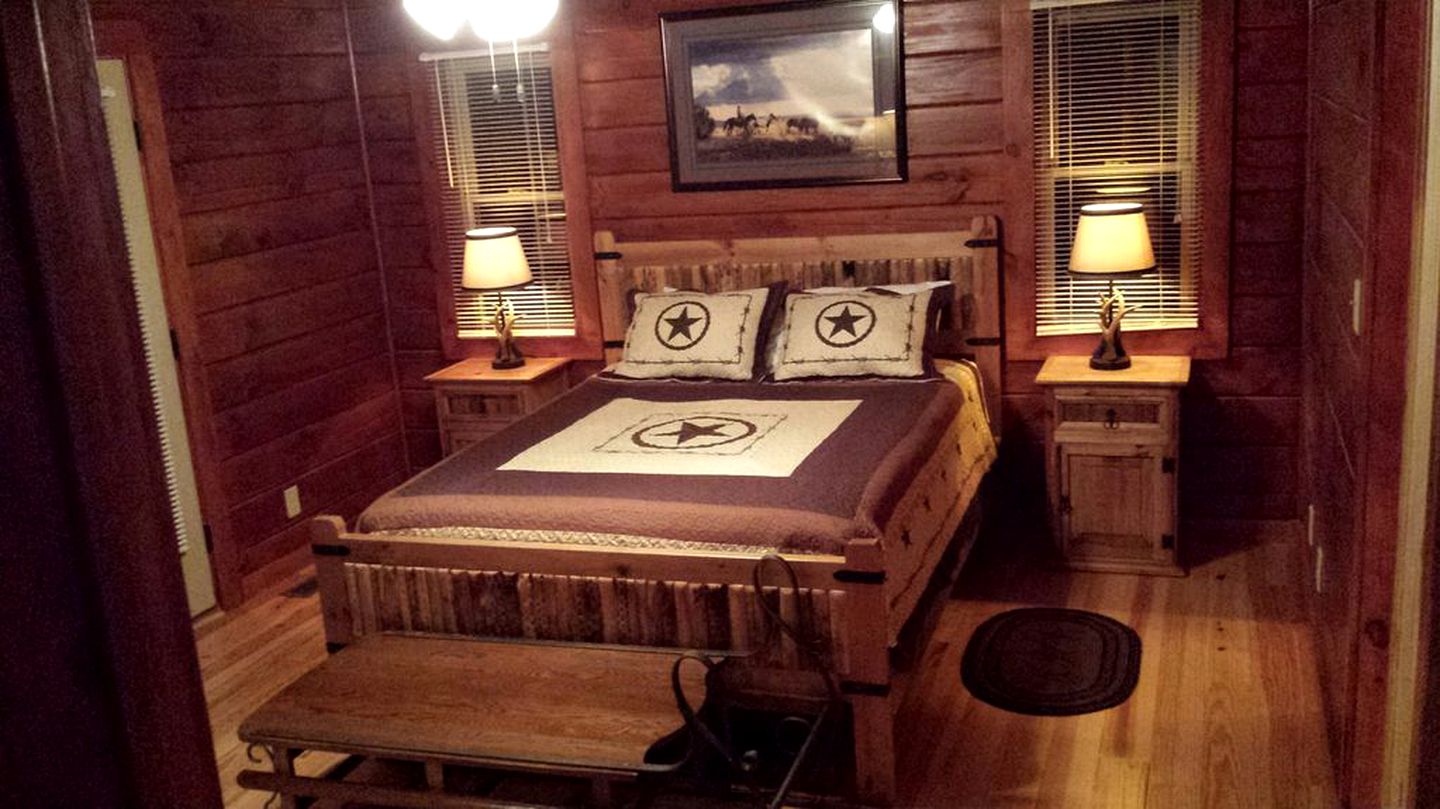 Custom Built Cabin on Private Cove on Lake Lure, North Carolina