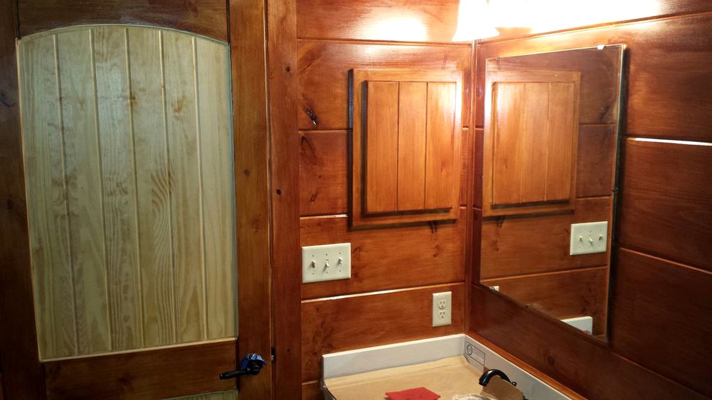 Custom Built Cabin on Private Cove on Lake Lure, North Carolina