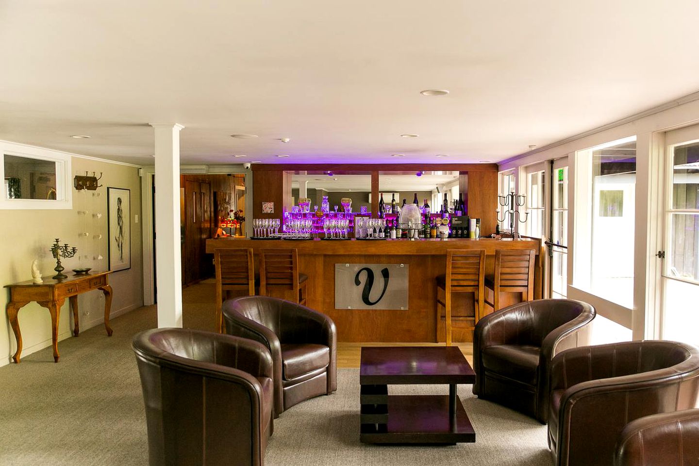 Two-Bedroom Rental Perfect for a Family Getaway near Miramar in New Zealand