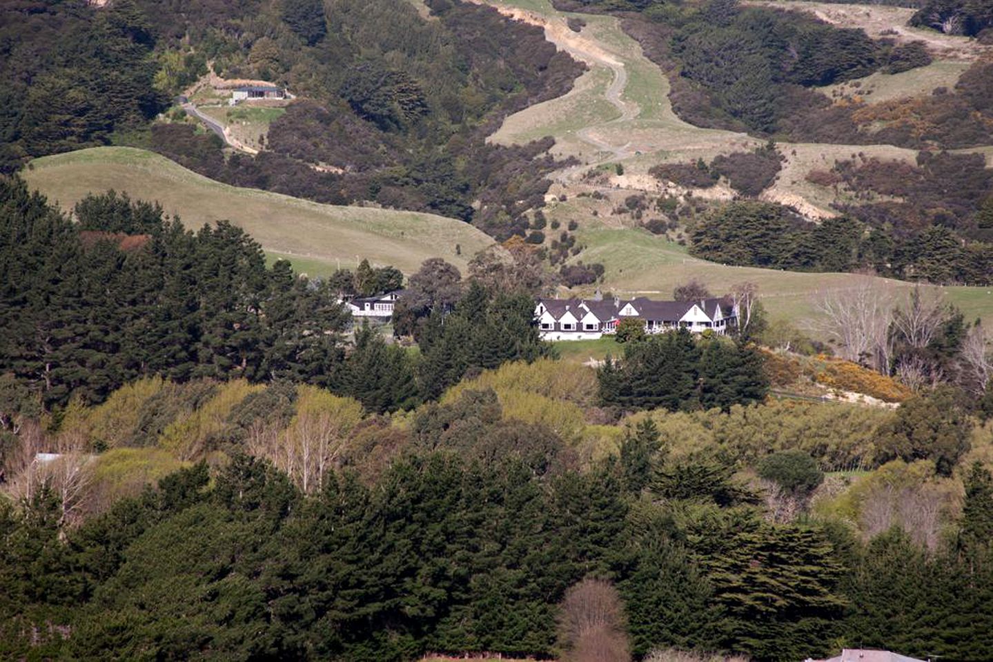 Two-Bedroom Rental Perfect for a Family Getaway near Miramar in New Zealand