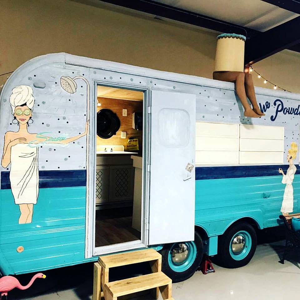 West Coast-Themed Camper for a Romantic Getaway near Giddings, Texas