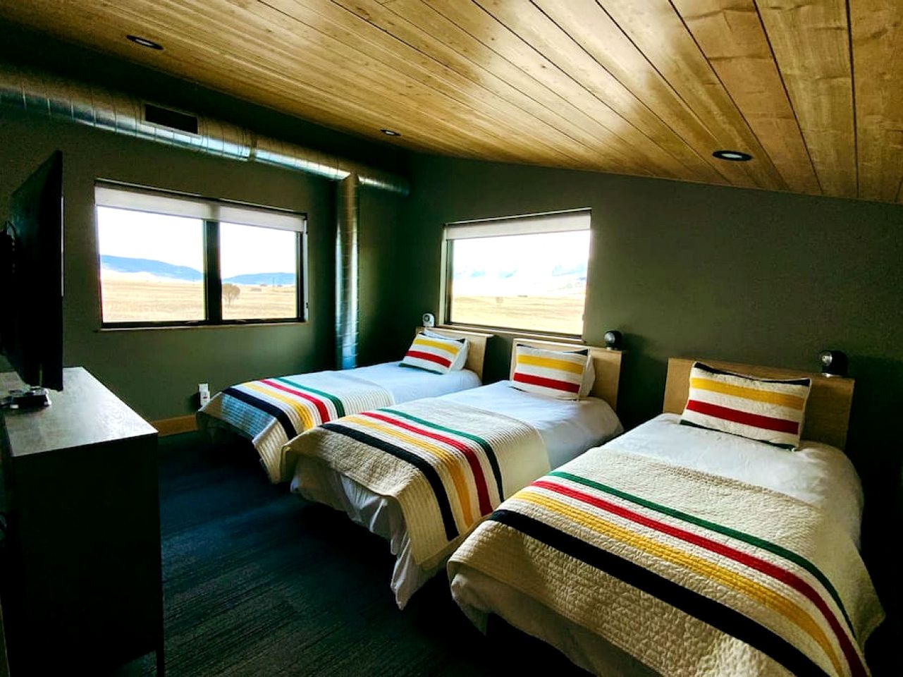 Gorgeous Vacation Rental Placed in a Secluded Area and Fire Pit Provided Near Livingston, Montana