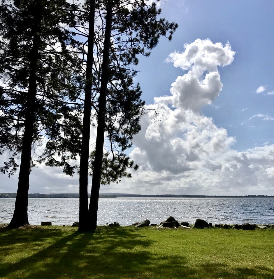 Spacious Maine Lakefront Home with Bunk Beds, Firepit & Beach Access in Burnham