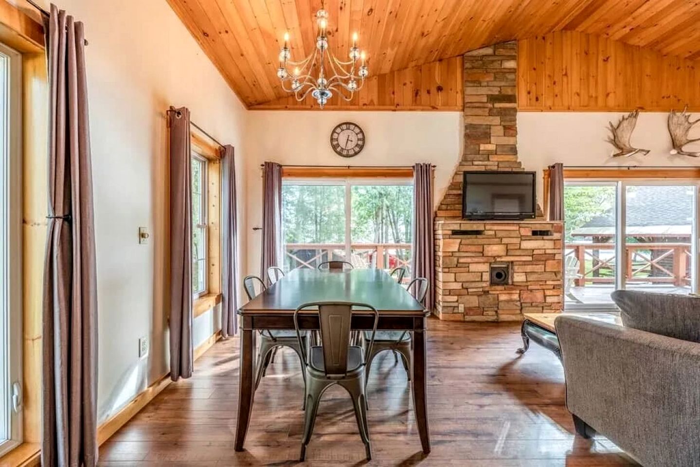 Spacious Maine Lakefront Home with Bunk Beds, Firepit & Beach Access in Burnham