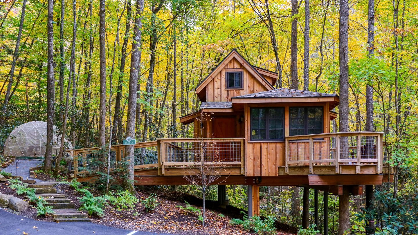 Cozy, Luxury Tree House in Gatlinburg, Tennessee