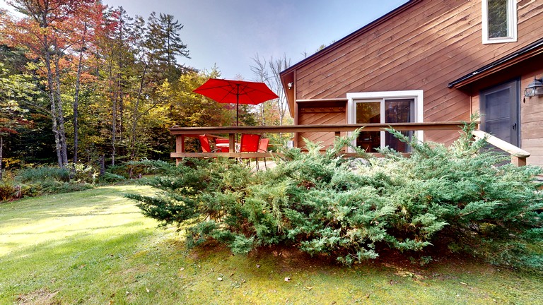 Floating Homes (United States of America, Killington, Vermont)