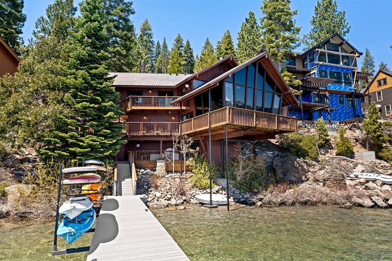 Cabins (United States of America, Carnelian Bay, California)