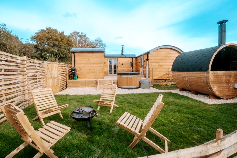 Huts (United Kingdom, Binsted, England)