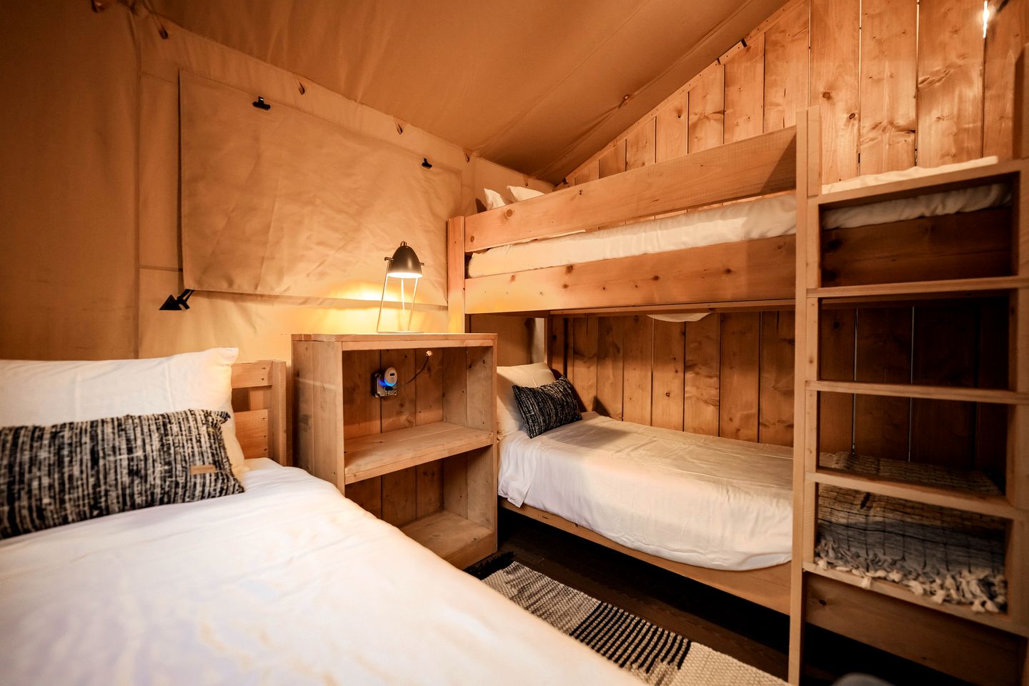 Stunning Safari Tent with Great Sights in San Saba, Texas