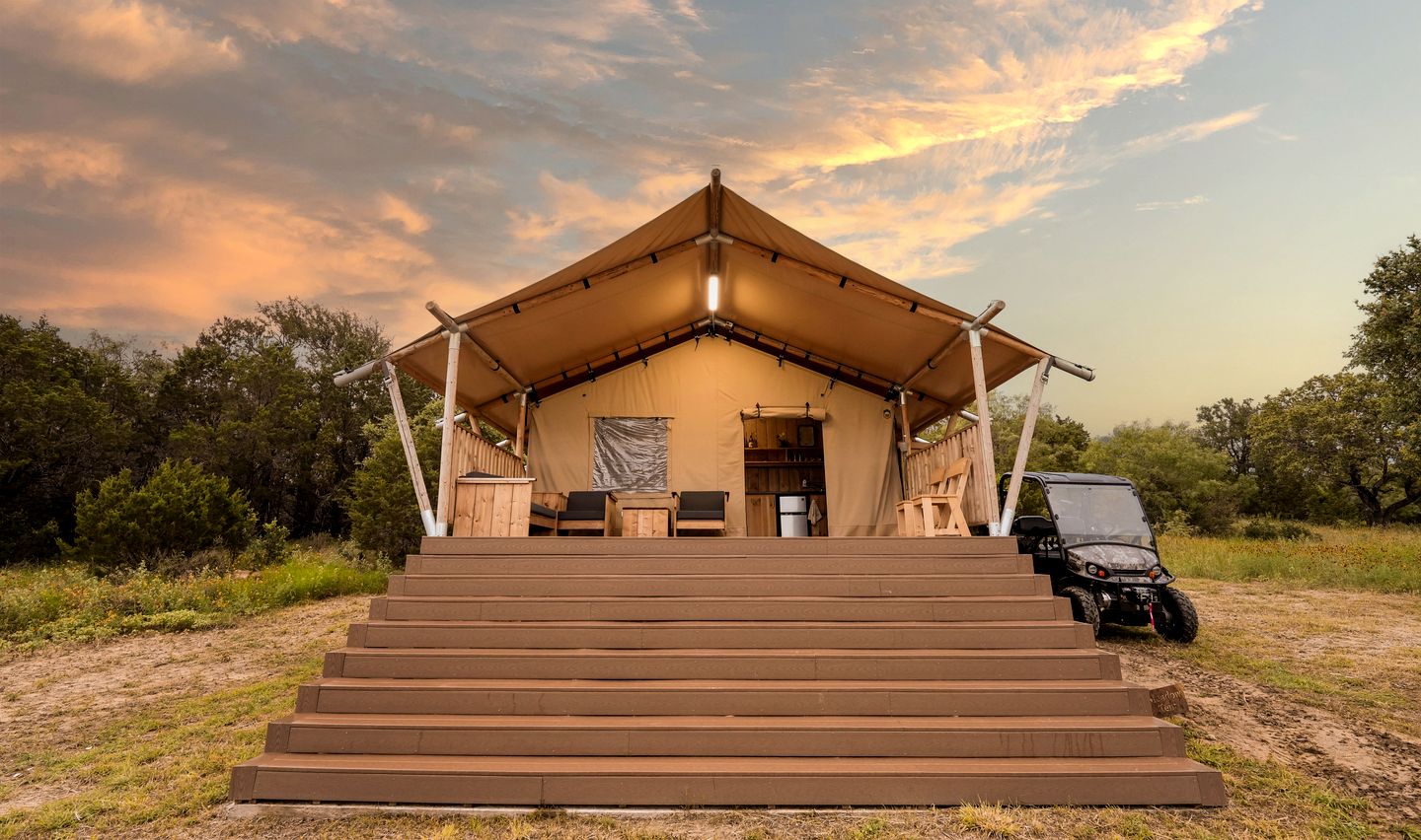 Stunning Safari Tent with Great Sights in San Saba, Texas