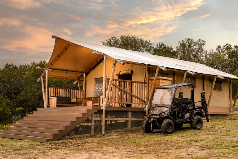 Safari Tents (United States of America, Lometa, Texas)