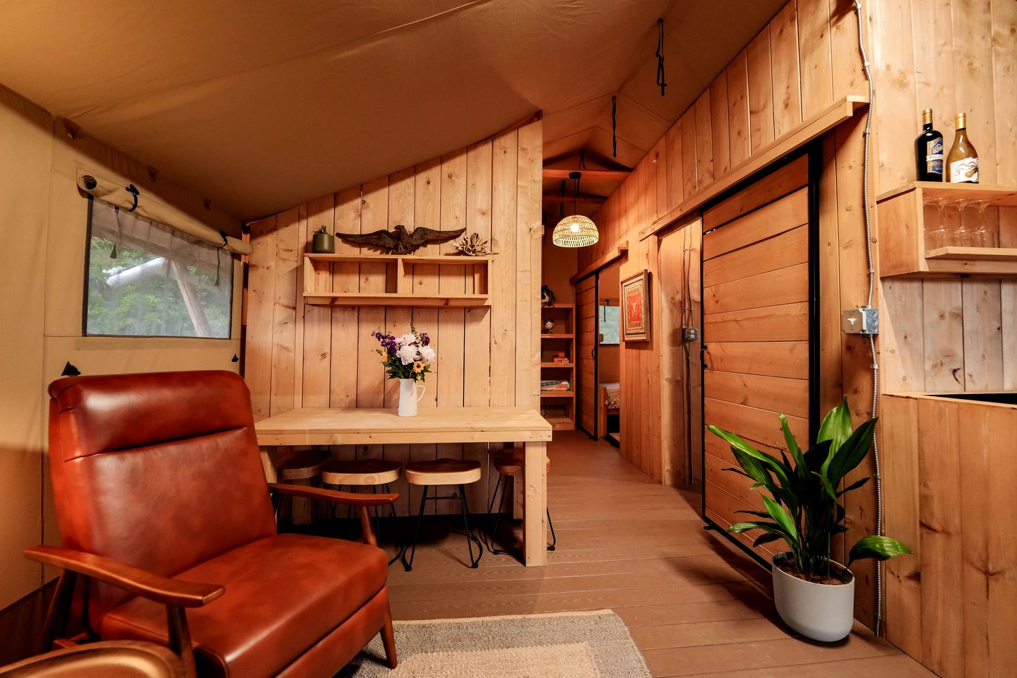 Stunning Safari Tent with Great Sights in San Saba, Texas