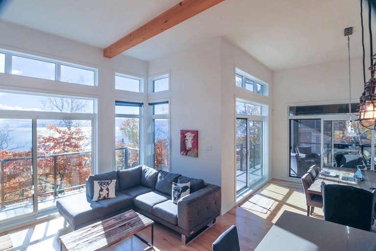 Vacation Rentals (Canada, Petite-Rivière-Saint-François, Quebec)