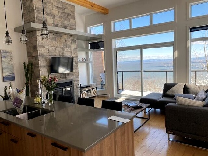 Vacation Rentals (Canada, Petite-Rivière-Saint-François, Quebec)