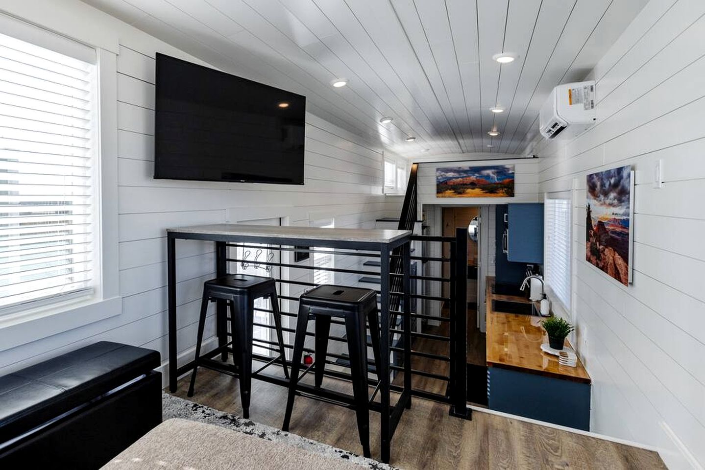 Enchanting Tiny House Perfect for Four in Apple Valley, Utah