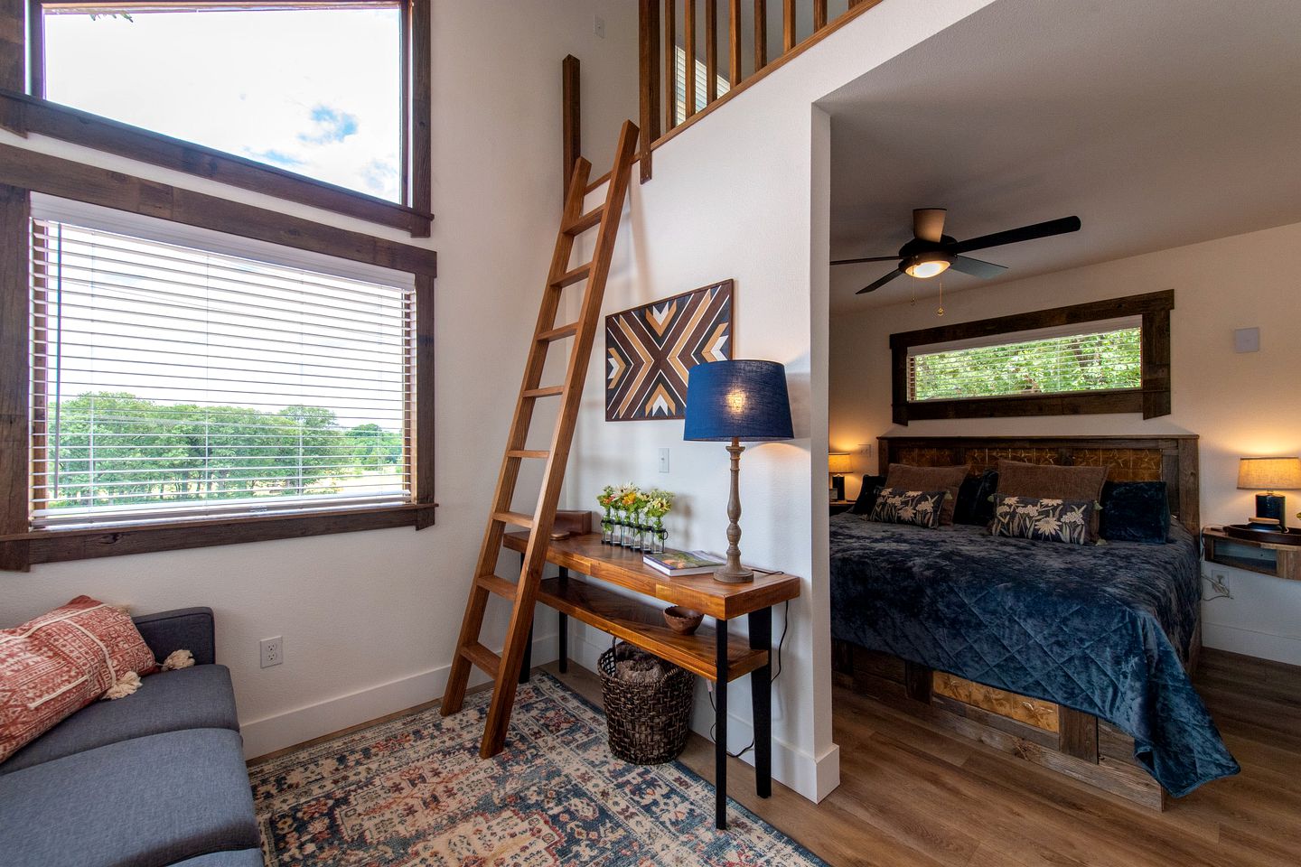 Texan Tree House for an Outdoor Adventure near Magnolia