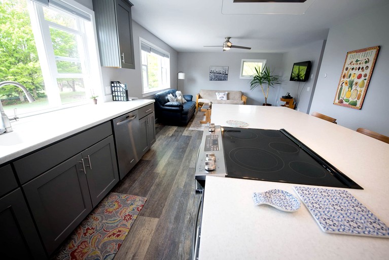 Cabins (United States of America, Topsham, Maine)