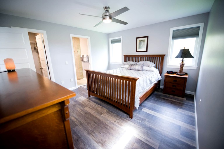 Cabins (United States of America, Topsham, Maine)