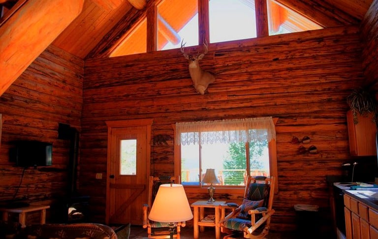 Log Cabins (Rexford, Montana, United States)