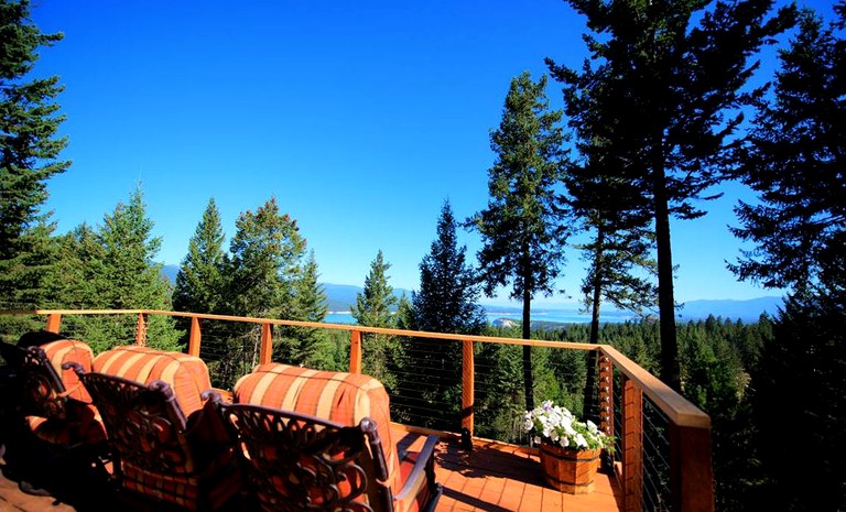 Log Cabins (Rexford, Montana, United States)