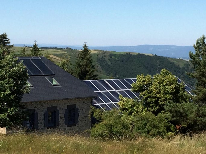 Nature Lodges (Chastel, Auvergne-Rhône-Alpes, France)