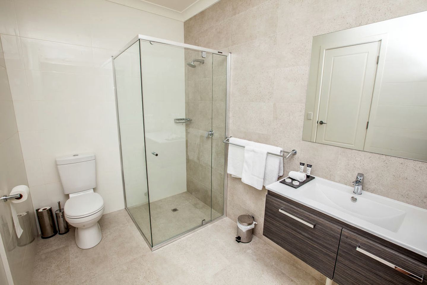 Luxury Cottage Rentals with Stunning Views in the Clare Valley, South Australia