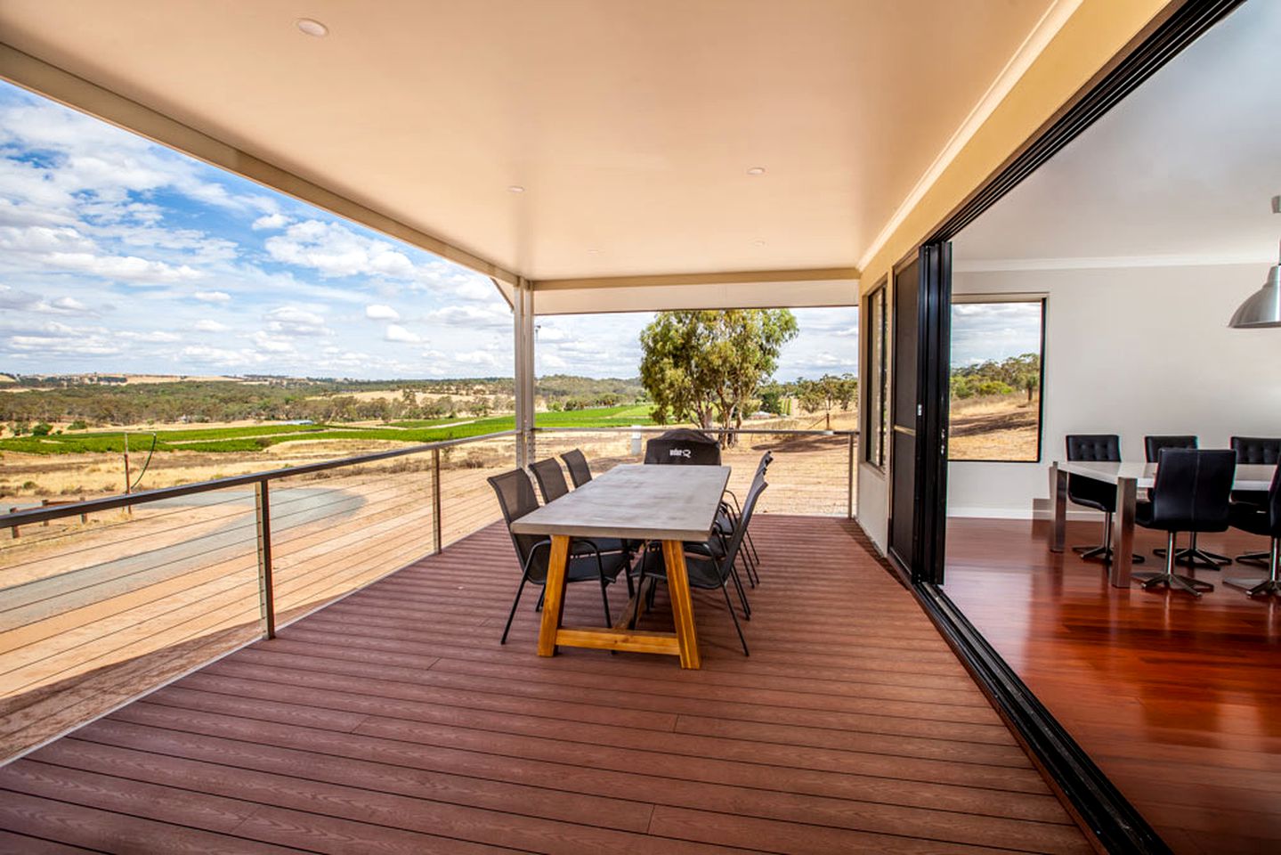 Luxury Cottage Rentals with Stunning Views in the Clare Valley, South Australia