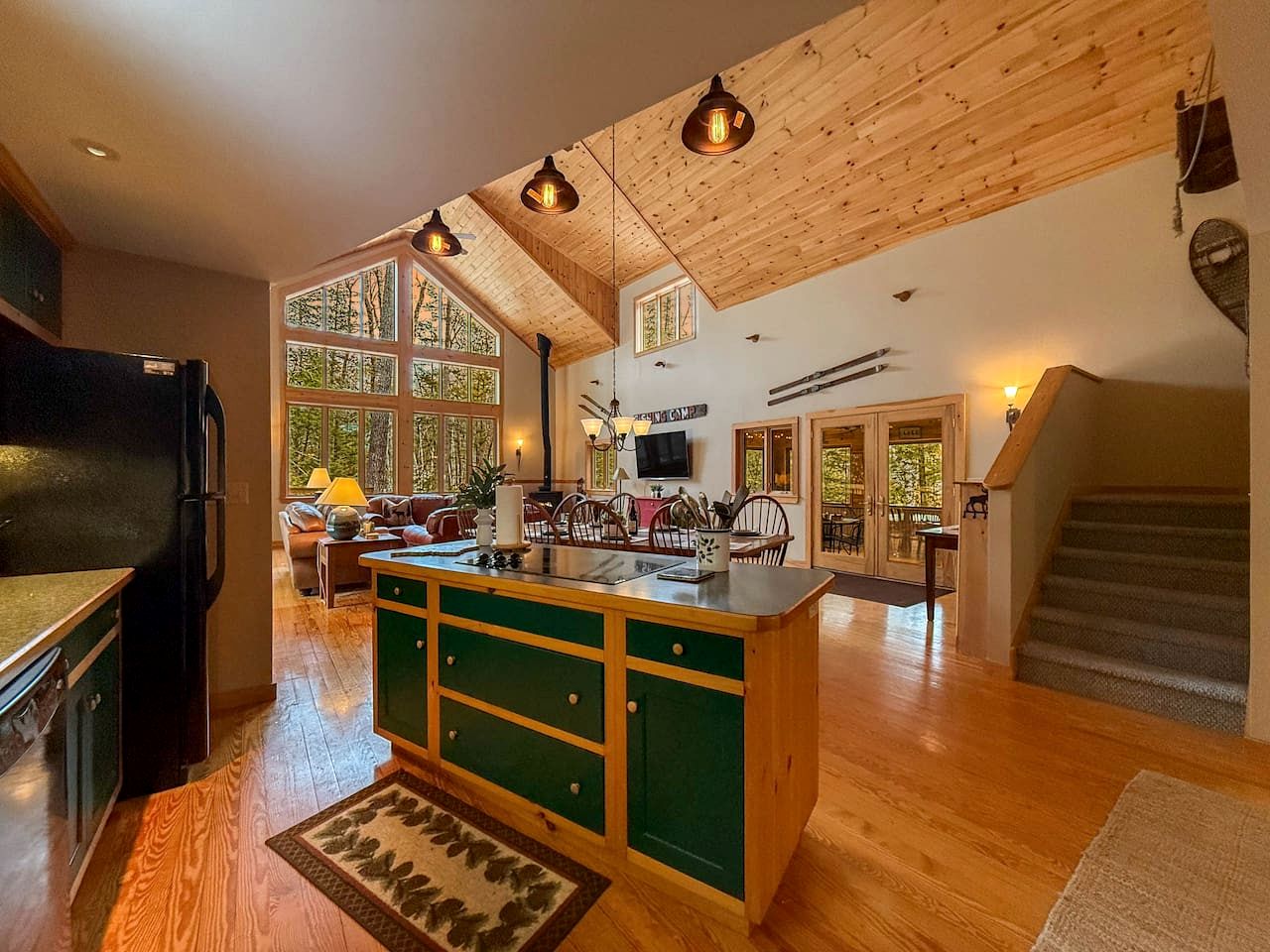 Luxury Treetop Mountain Cabin with Private Hot Tub, Infrared Sauna & Game Room Near Pleasant Mountain, Bridgton, Maine