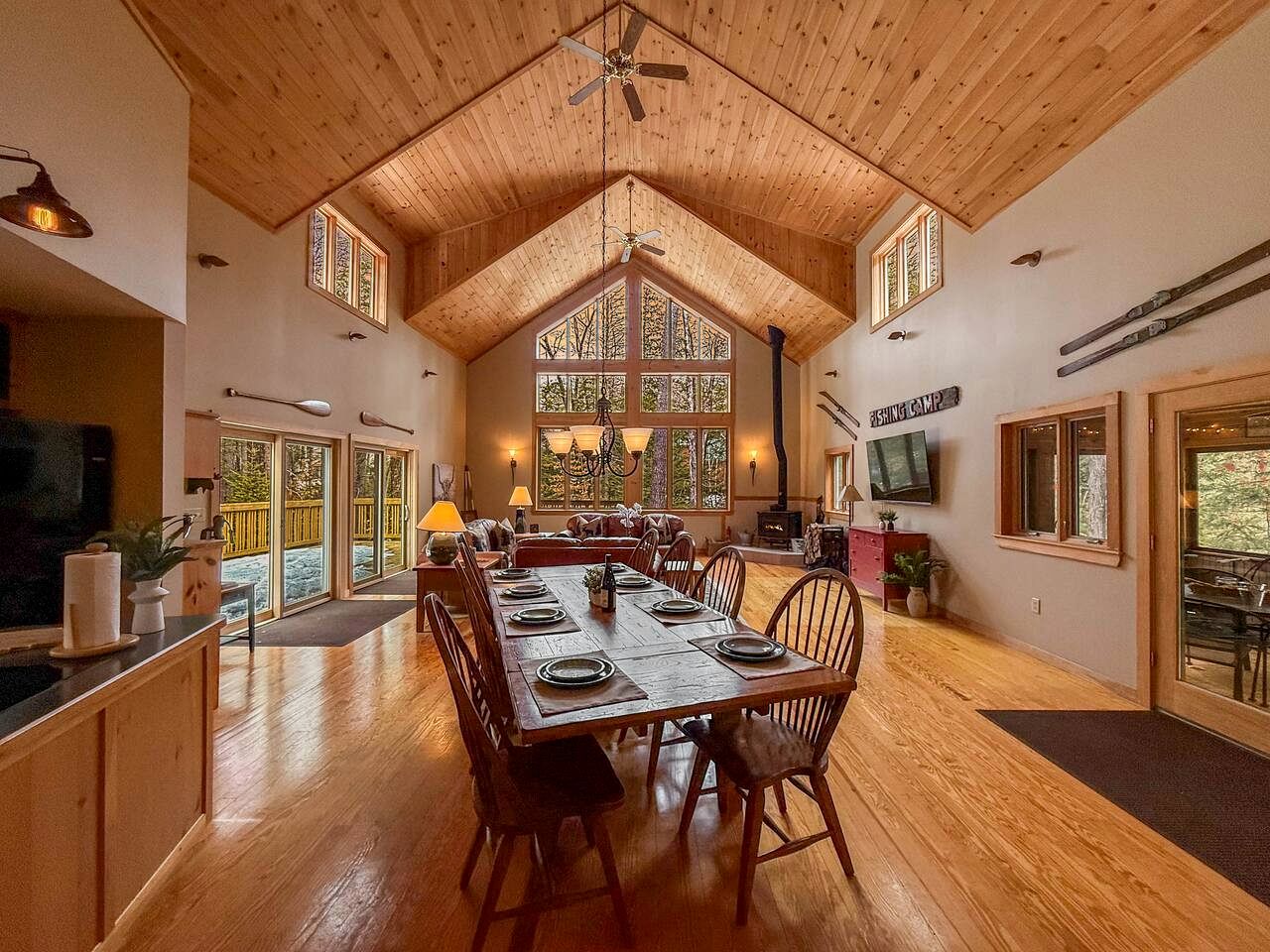 Luxury Treetop Mountain Cabin with Private Hot Tub, Infrared Sauna & Game Room Near Pleasant Mountain, Bridgton, Maine